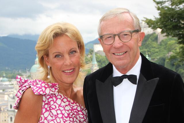 Beim IV Empfang 2024: Landeshauptmann Wilfried Haslauer mit seiner Gattin Christine. | Foto: Martin Schöndorfer, 2024