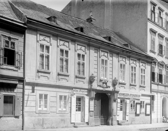 An der Ecke zur Gentzgasse hat sich der Mord zugetragen.  | Foto: Stauda, August / ÖNB-Bildarchiv / picturedesk.com