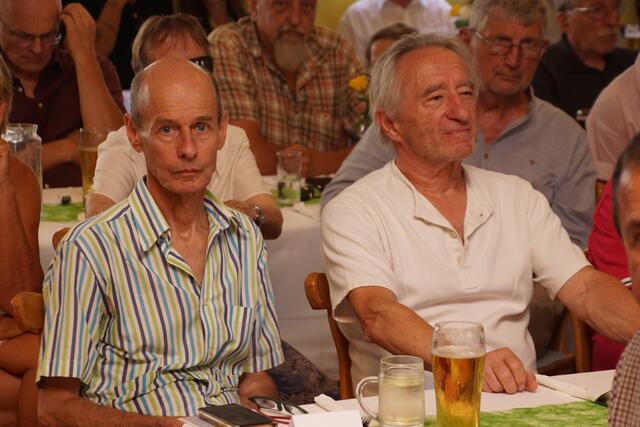 Alois Hain von der Zug(K)unft Mühlkreisbahn und Musikerkollege Toni Pichler.  | Foto: Helmut Eder
