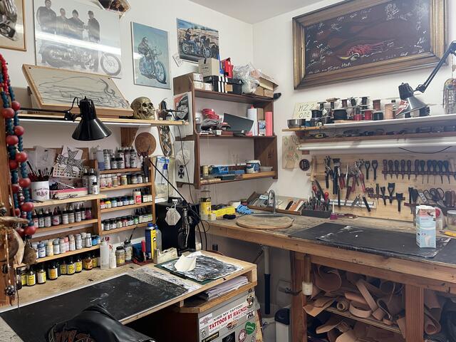 Die Werkstatt von Franz Hofegger befindet sich in seinem eigenen Haus. | Foto: Koidl