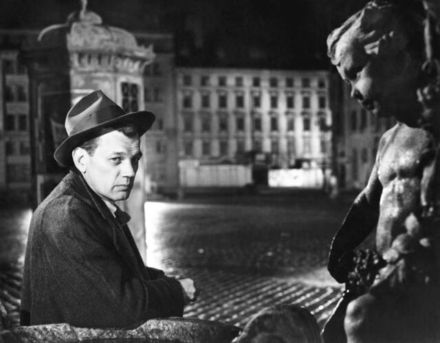 Engl. Autor Der Dritte Mann Kreuzworträtsel Filmklassiker "Der Dritte Mann" wird 75 Jahre alt