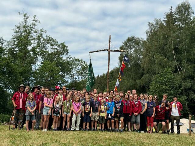 Knapp 50 Teilnehmer machten sich auf den Weg zum Sommerlager in Halsach an der Mühl. | Foto: Pfadfindergruppe Pregarten
