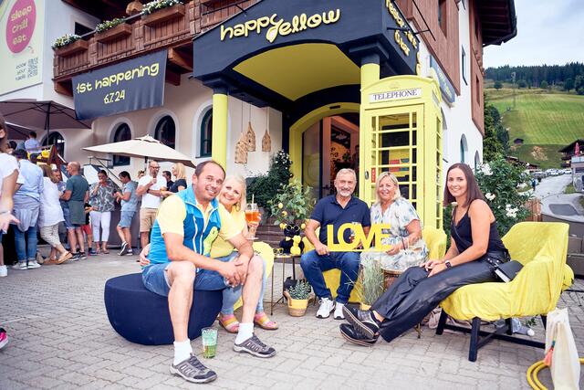 "Enjoy the Yellow Side of Life" war das Motto des Sommerfestes. | Foto: HappYellow