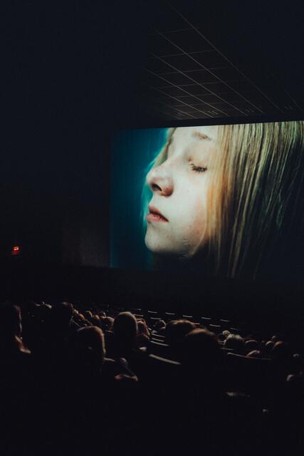Ein voller Kinosaal im Diesel Kino Leibnitz bei der Premiere von "Changes"  | Foto: Livy