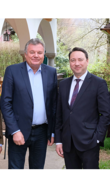 Günther Steinkellner und Manfred Haimbuchner. | Foto: Land OÖ