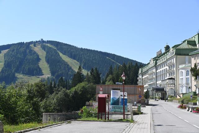 Hirschenkogel und Hotel Panhans