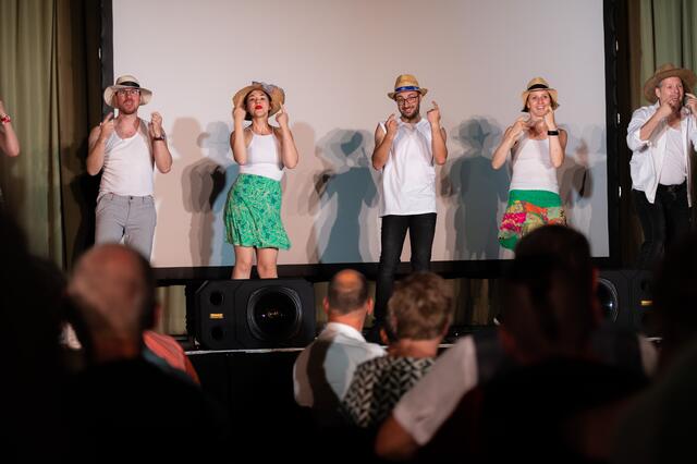 Bei ihrer 10-Jahres-Feier im Gösser Bräu Leoben zeigten "The LEctors", was Theater für sie bedeutet. | Foto: Felix Kainrath-Reumayer