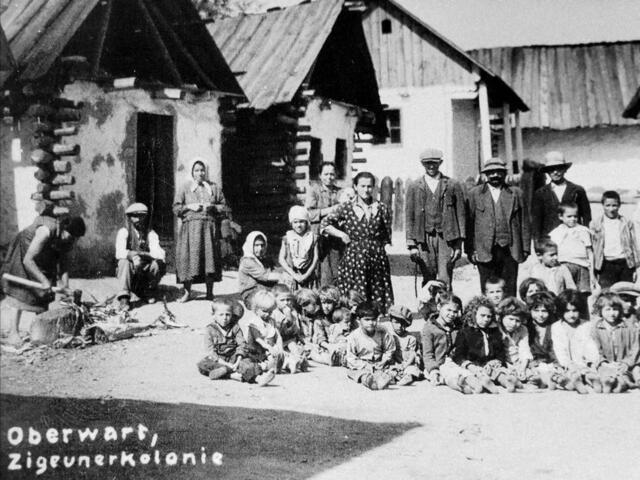 Die "Zigeunerinnen" und "Zigeuner" galten im nationalsozialistischem Gedankengut als "geborene/fremdrassige Asoziale". Nur wenige überlebten den geplanten Völkermord. | Foto: newacademicpress.at