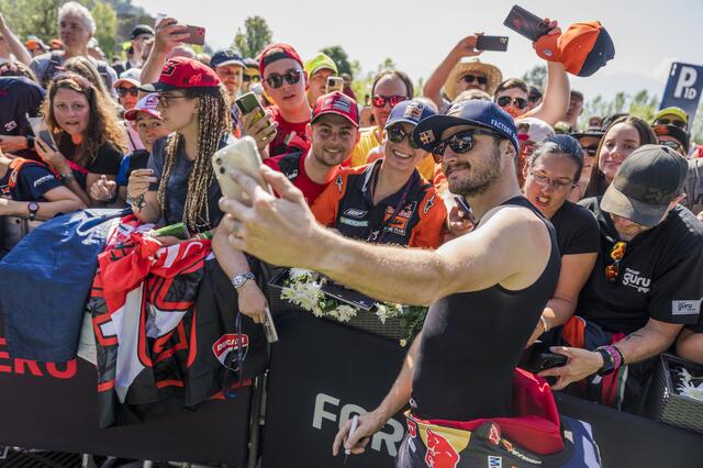 Die MotoGP bietet ein buntes Rahmenprogramm. | Foto: Philip Platzer/Red Bull