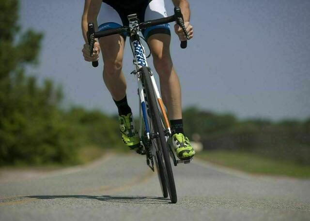 Ein 61-jähriger Rennradfahrer ist am Montagmittag auf der Silvretta Hochalpenstraße gestürzt und hat sich dabei die Schulter verletzt. | Foto: Pixabay/skeeze (Symbolbild)