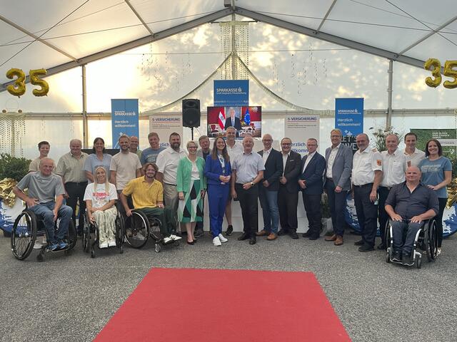 Bei der offiziellen Eröffnung | Foto: Daniel Schmidt