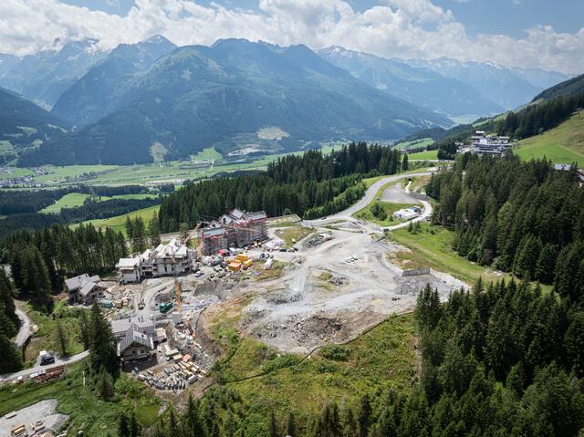 "Six Sense Residence Kitzbühel Alps" ist Salzburgs größte Bausünde. | Foto: Mitja Kobal Greenpeace
