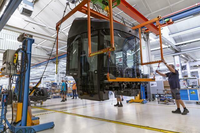 Anscheinend werden demnächst knapp 200 Mitarbeiter von Steyr Automotive auf der Straße stehen. | Foto: Volta Trucks