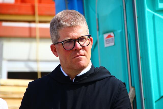 "Dieser Bereich kann auch von allen Bürgerinnen und Bürgern benützt werden", sagt Pater Virgil Steindlmüller. | Foto: Martin Schöndorfer, 2024