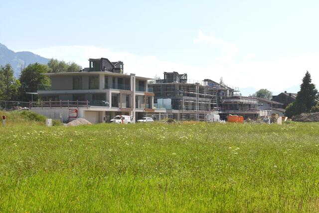 Der Villenbau sorgt für Kritik aus den Reihen der Bevölkerung. | Foto: Johanna Bamberger