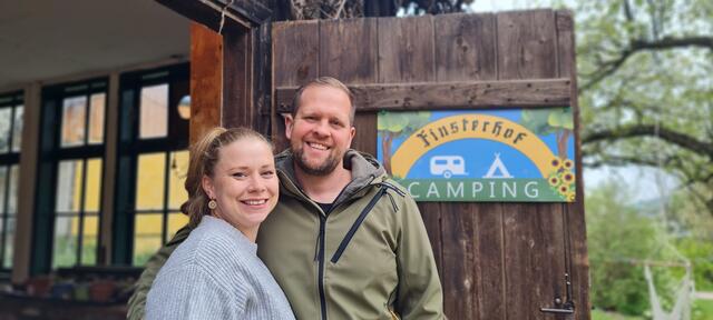 Die Betreibenden des Campingplatzes sind Lisa und Christian Köhler. | Foto: Finsterhof