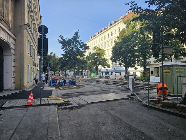 Wiedner Hauptstraße, Argentinierstraße, Operngasse und Rechte Wienzeile – hat die Wieden zu viele Baustellen auf einmal? | Foto: Tamara Winterthaler/MeinBezirk