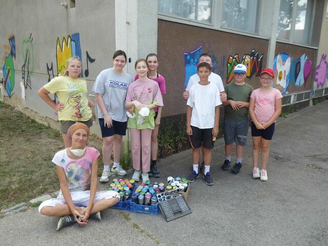 Wahre Kunstwerke zauberten die Kinder legal an Wände. | Foto: Shurga G. Schrammel