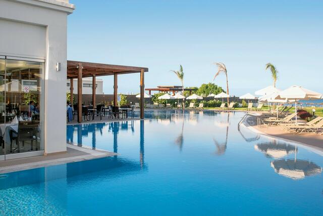 Schlechtere Zimmerkategorie, mangelhafte Pauschalreise oder Flugverspätung: Die Europäische Verbraucherzentrale (EVZ) klärt auf, wann es Geld zurück gibt.