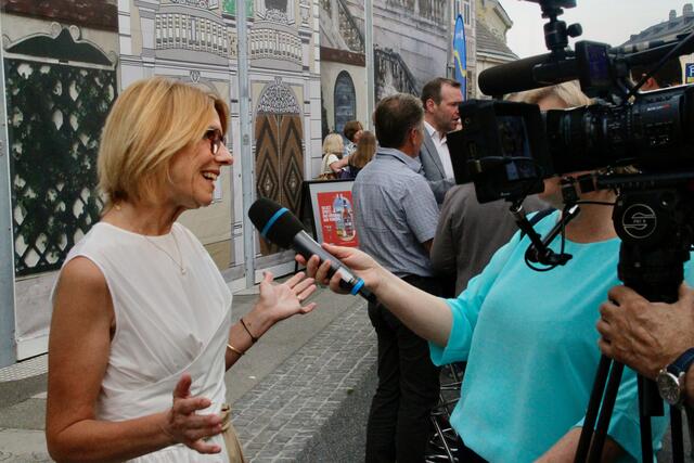 Bürgermeisterin Andrea Völkl wurde vom ORF Interviewt.