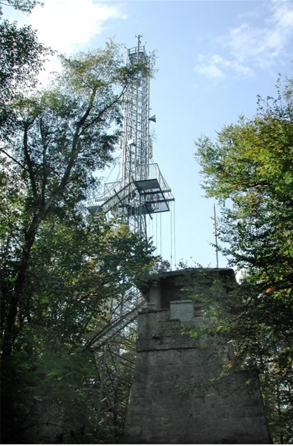 Die Troppbergwarte. | Foto: Gerhard Glazmaier
