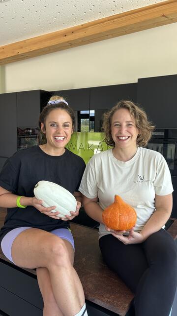 Das erfahrene Team, bestehend aus Julia Röck und Dominique Ertl, steht mit Rat und Tat zur Seite.  | Foto: Wakanda Health
