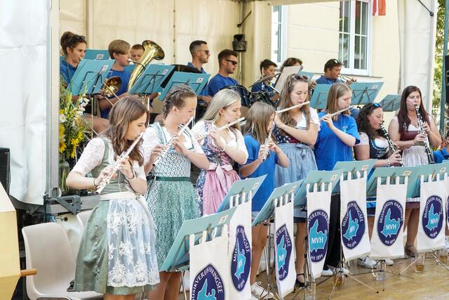 Jugendorchester "PolkaParty" beim Laurenzi-Kirtag erleben. | Foto: MV Haringsee