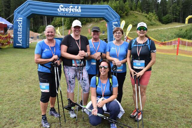 Die Naturfreunde Telfs erkundeten als Nordic-Walker die herrlich gelegene Strecke im Leutaschtal.
