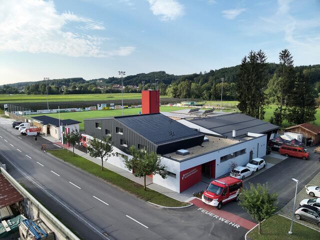 Das neue Feuerwehrhaus. | Foto: Stefan Fink / FF Neudorf- Großpesendorf