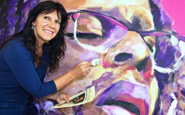 In der Ausstellung "Kunsttreff Stadtgarten" in Saalfelden, sind Jazz-Bilder der heimischen Künstlerin Irene Bernatzky zu sehen. | Foto: Bernhard Pfeffer