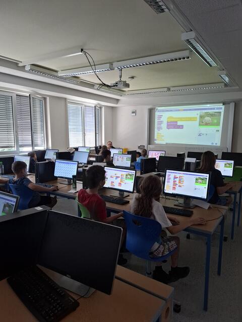 Die Programmierkurse in Imst sind gestartet. | Foto: WK Imst