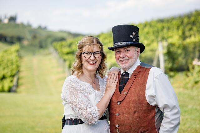 Helga und Heinz Gößwellner verbindet die gemeinsame Leidenschaft für Musik. Am 3. August gaben sie sich in der Südsteiermark das Ja-Wort. | Foto: Roland Marx
