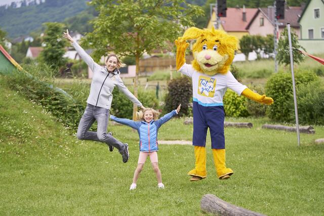 „Tut gut!“-Markenbotschafterin Kati Bellowitsch war beim „Fito Fit“-Tourstopp in Maissau. | Foto: Philipp Monihart