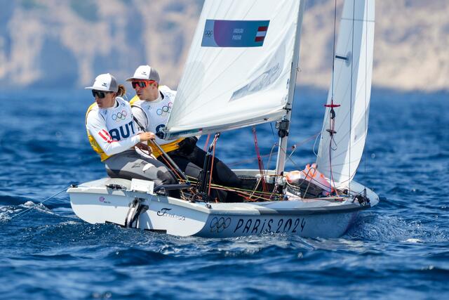 Die Segler Lara Vadlau und Lukas Mähr holten die Goldmedaille in der 470er-Klasse bei Olympia 2024. | Foto: GEPA pictures/Matic Klansek