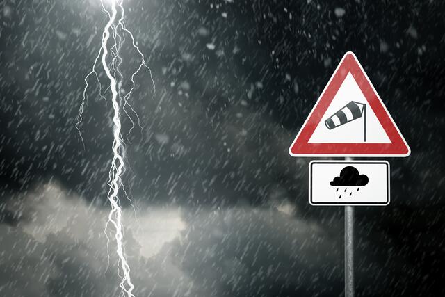 Die Gewitter können heute punktuell wieder kräftig ausfallen. (Symbolfoto) | Foto: stock.adobe.com/at/trendobjects