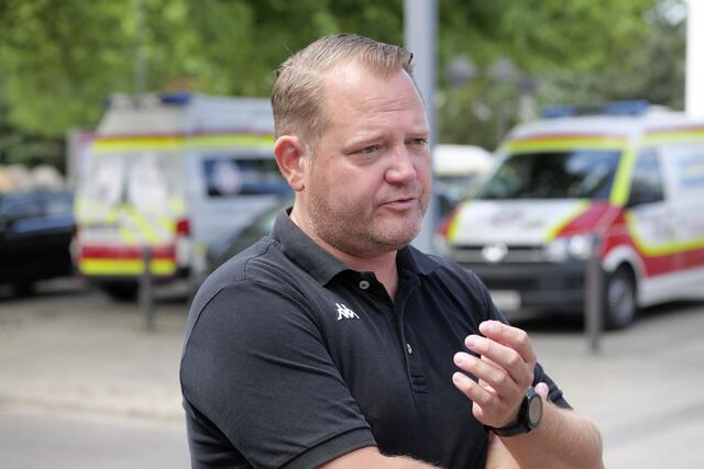 Bürgermeister Christian Samwald bestätigte, dass eine Person festgenommen worden war. Der Name des Verdächtigen sei zum gegenwärtigen Zeitpunkt noch nicht bekannt. | Foto: Santrucek/meinBezirk