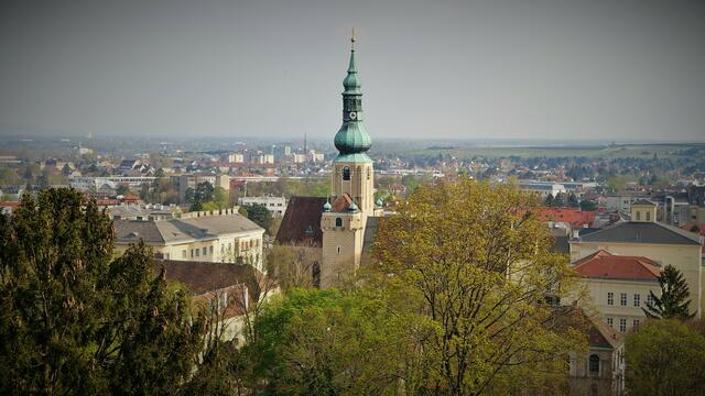 Lösung - Bild 5: Stadtpfarrkirche Sankt Stephan in Baden bei Wien | Foto: © Silvia Plischek