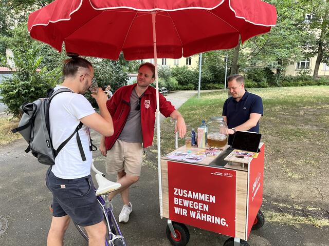 Was liegt den Währingerinnen und Währingern am Herzen? Das will man bei der Sommertour wissen.  | Foto: SPÖ Währing