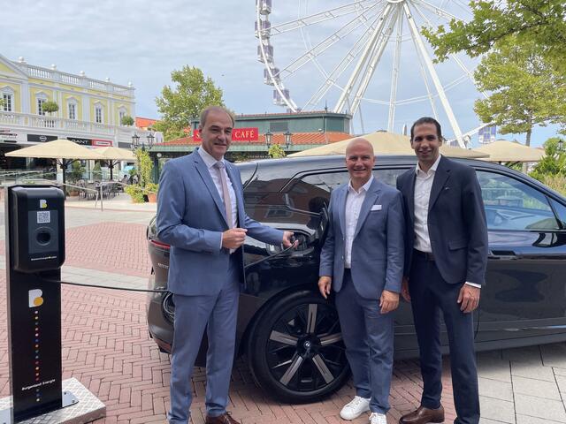 Insgesamt 100 E-Ladestationen werden für die Kundinnen und Kunden des Designer Outlets Parndorf neu geschaffen. | Foto: Beate Wurm