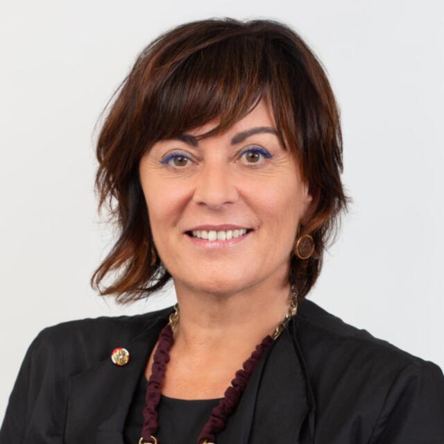 Die Frauenvorsitzende der SPÖ Kärnten, Petra Oberrauner, warnt davor, dass die Pensionslücke bei weiterer Untätigkeit erst in 100 Jahren geschlossen wird.  | Foto: Parlamentsdirektion/PHOTO SIMONIS