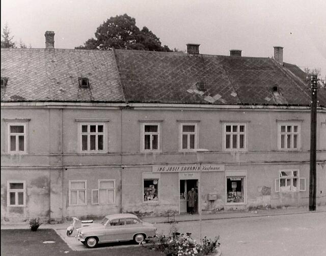 Das Gebäude beherbergte einst den Kaufmannsladen Sahanek | Foto: Stadtmuseum Bad Vöslau