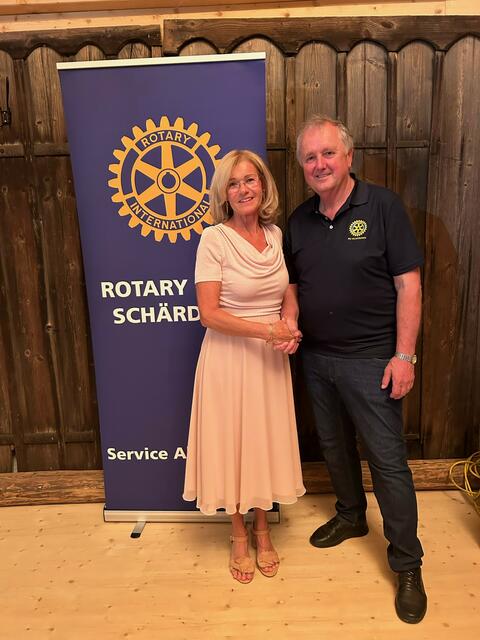 Karl Weidlinger übergab das Amt des Präsidenten des Rotary Clubs Schärding am 1. Juli 2024 an Christine Lechner. | Foto: RC Schärding