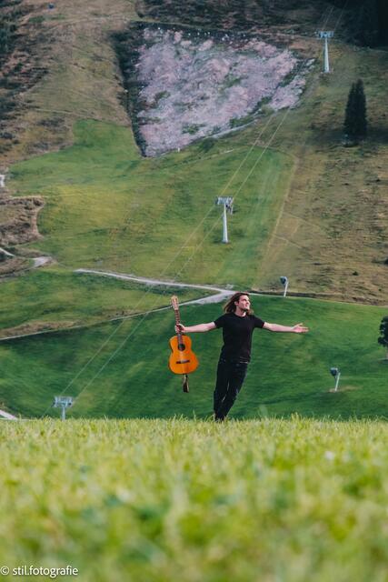 Marcus Hinterberger produzierte auch den Kurzfilm "Kaffkadscha-Das Wunder von Kaffberg" – dieser ist am Sonntag 1. September im Mesnerhaus zu sehen. | Foto: stil.fotografie
