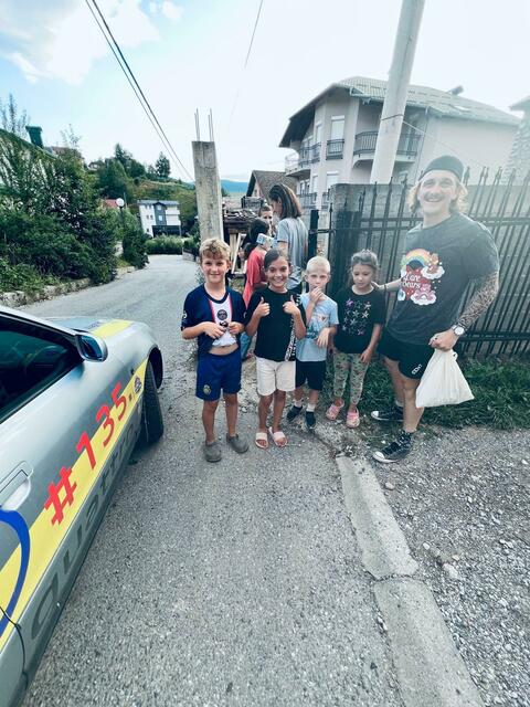 Spendenübergaben vor Ort. | Foto: privat