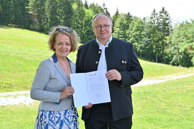Bildungs-Landesrätin Christiane Teschl-Hofmeister und Direktor Thomas Krenn | Foto: Jürgen Mück