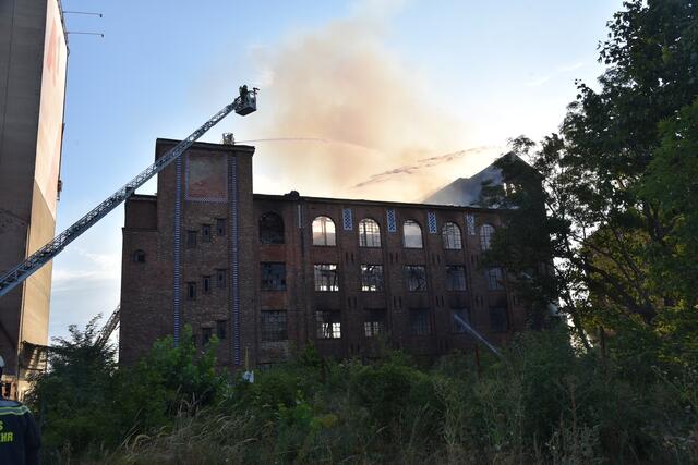 Großbrand in Schwechat | Foto: Thomas Lenger/Monatsrevue