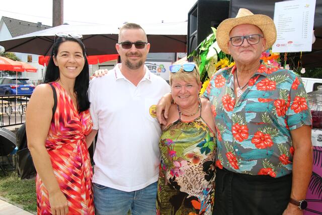 v. l. Nadine, Emanuel, Silvia und Ladislaus  | Foto: Eduard Wimmer