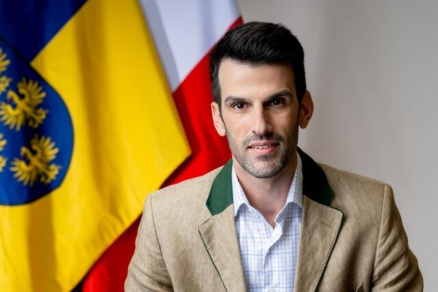 LH-Stellvertreter Udo Landbauer: „Meine Gedanken sind jetzt bei seiner Familie, der ich auf diesem Weg viel Kraft wünsche.“ | Foto: Udo Landbauer