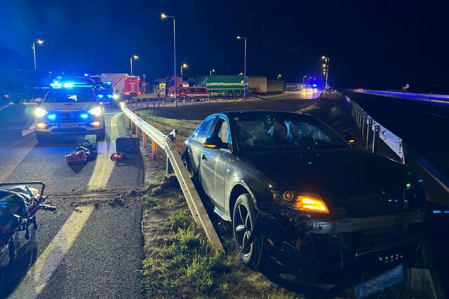 Der Fahrer konnte sich selbstständig aus dem Auto befreien. | Foto: FF Weppersdorf