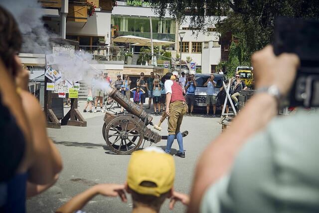 Der Brauchtum stand laut den Veranstaltern im Mittelpunkt des Bauernmarktes. | Foto: saalbach.com/Daniel Roos